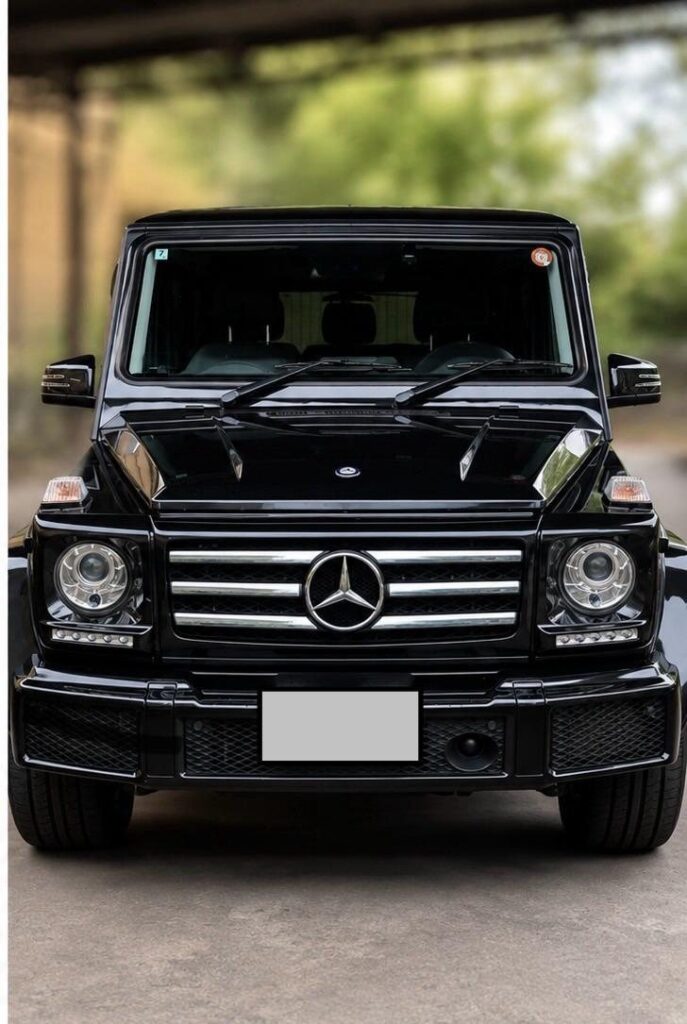 Black Mercedes-Benz G-Class SUV, Japanese used car for export